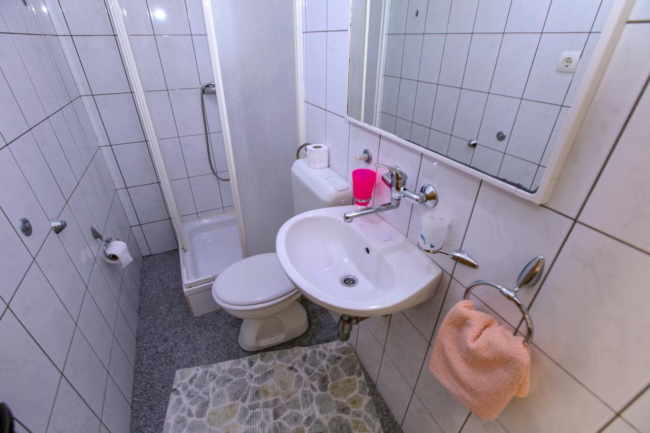 Apartments Dinko Novalja Bagian luar foto